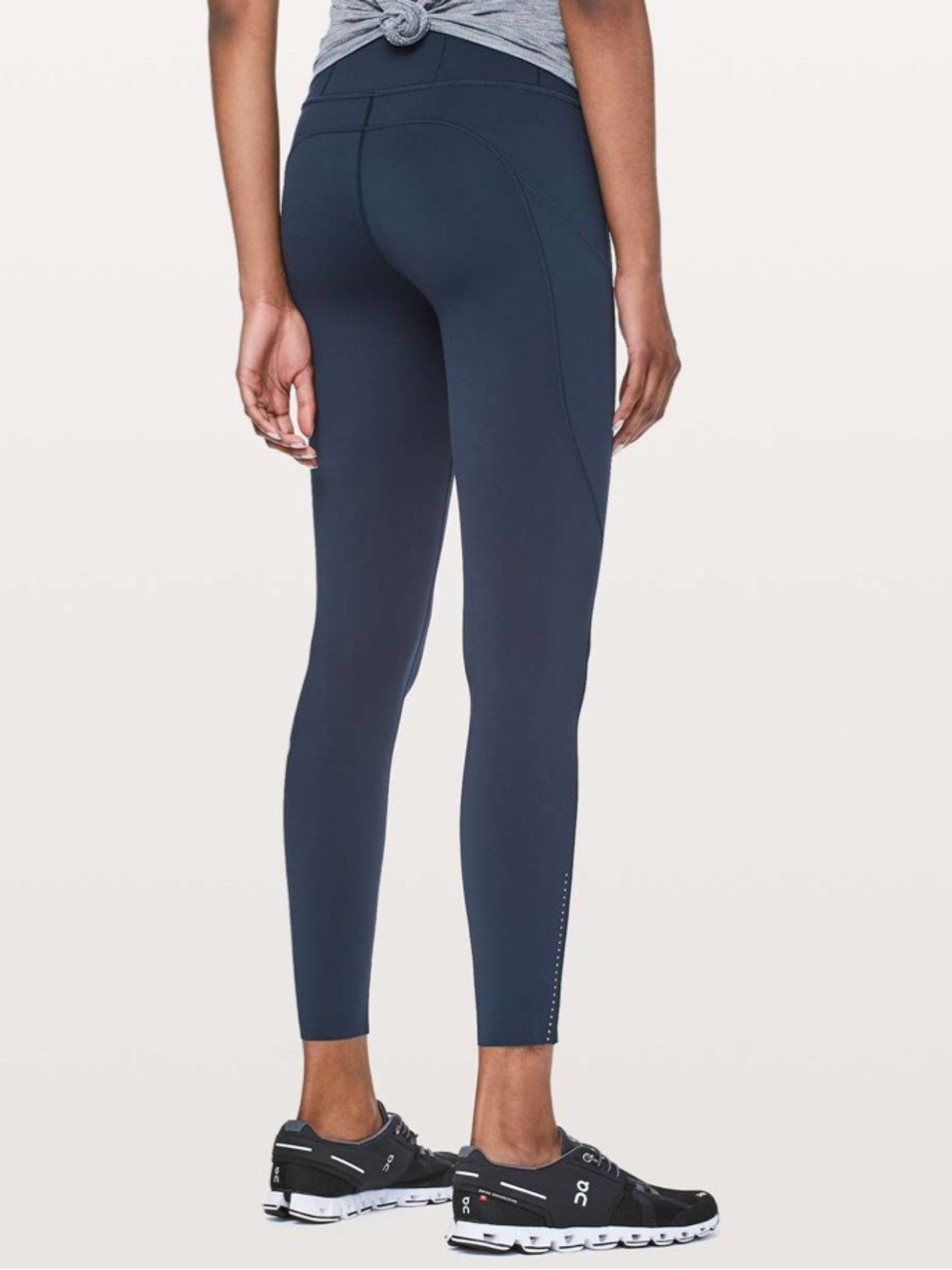 Lululemon Fast & Free 7/8 Tight II *Nulux Leggings
25" True Navy Blue Size 8